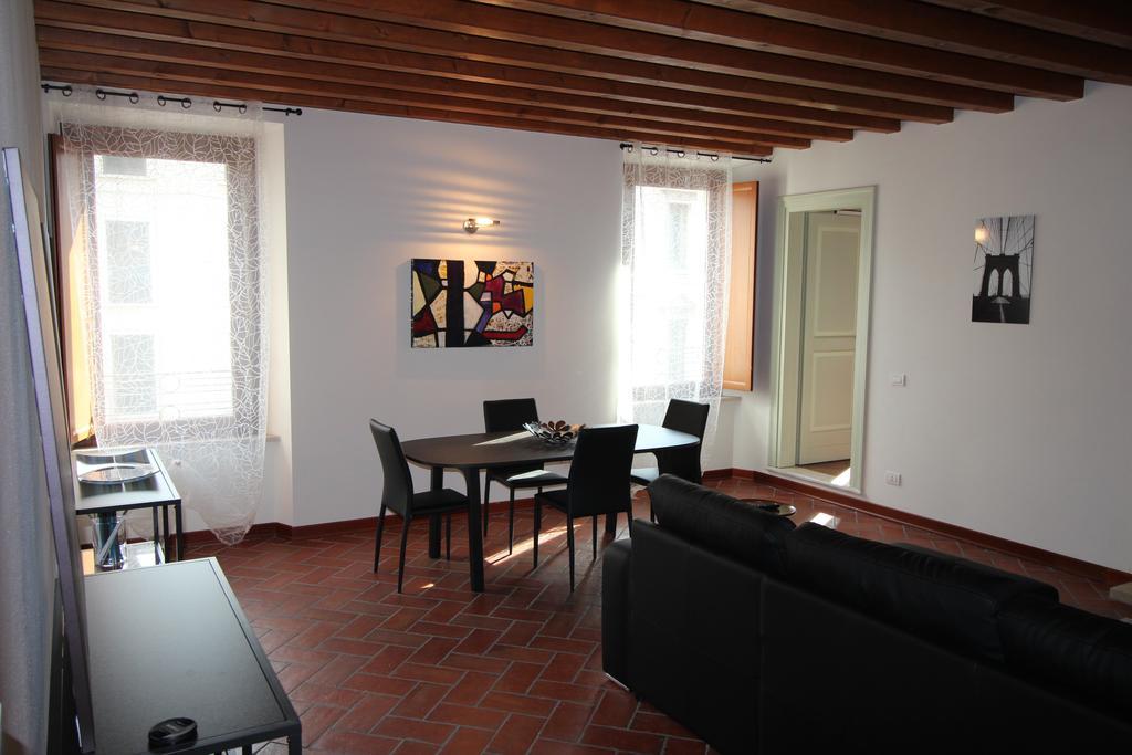 Eleganti Dimore Brescia Exteriör bild