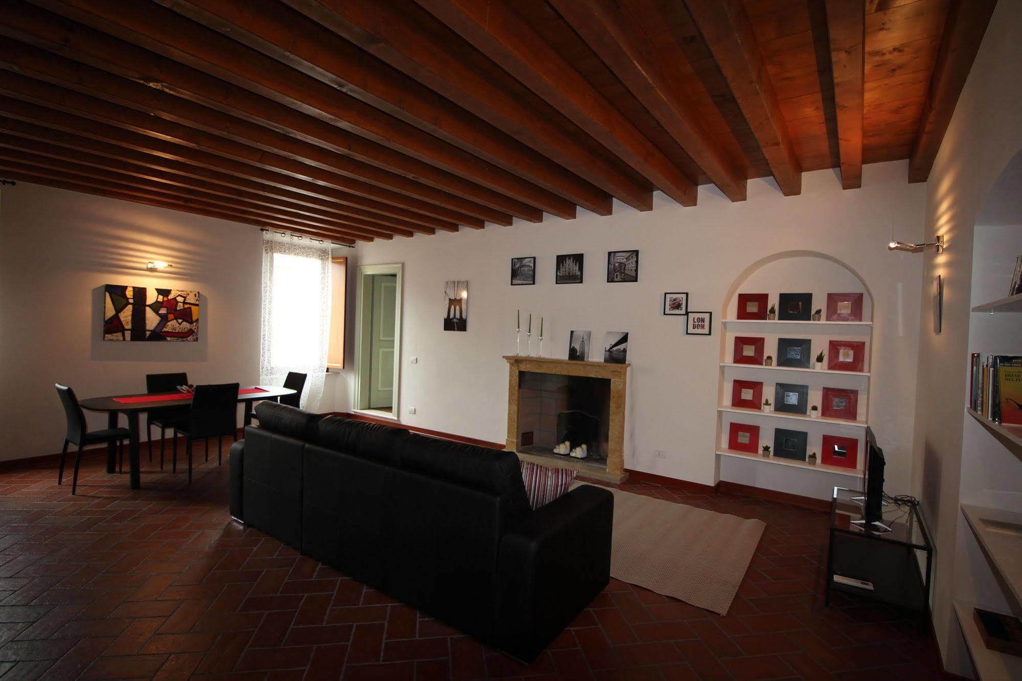 Eleganti Dimore Brescia Exteriör bild